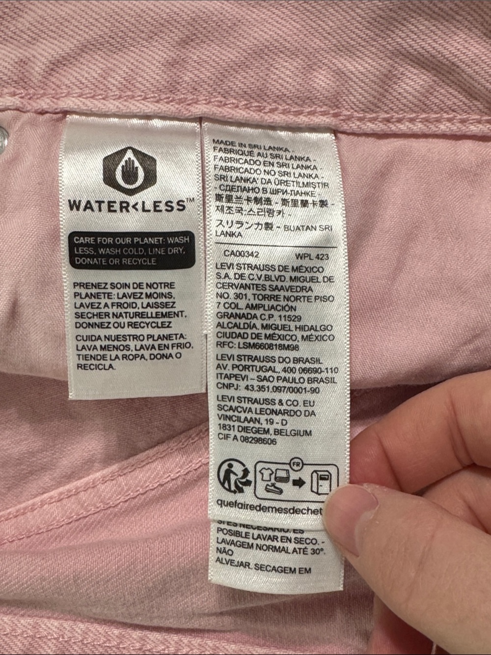 Levi’s 501 Original Fit Pink Rigid Denim High Rise Jean Cutoff Shorts size 30 - Picture 10 of 12
